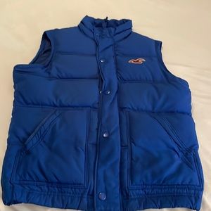 Hollister Men’s puffer vest